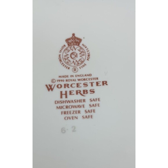 Royal Worcester Herbs Individual Casserole Tureen NO LiD Marshmallow Feverfew - Picture 7 of 10